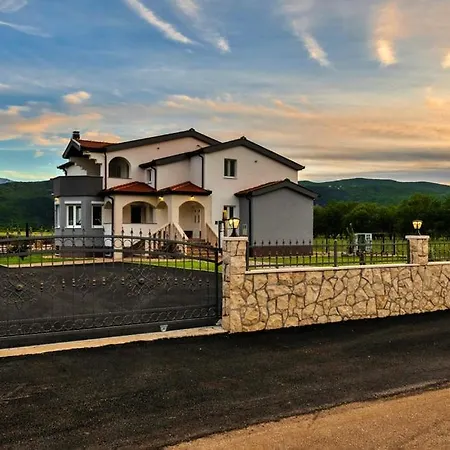 “dvori Matanovi” Donji Proložac