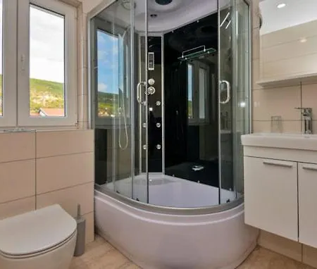 Dvori Matanovi Villa Donji Proložac